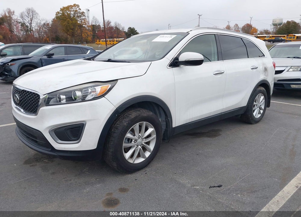 2016 KIA SORENTO 2.4L LX VIN: 5XYPG4A3XGG056946