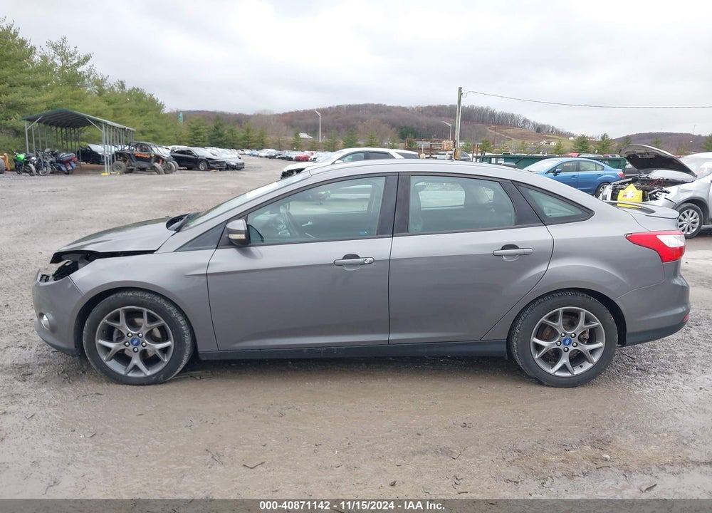 2013 FORD FOCUS SE VIN: 1FADP3F28DL196481