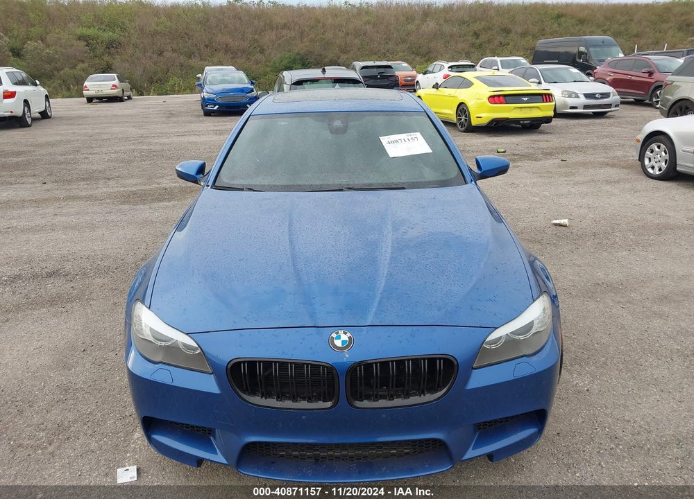 2013 BMW M5 VIN: WBSFV9C56DD095923