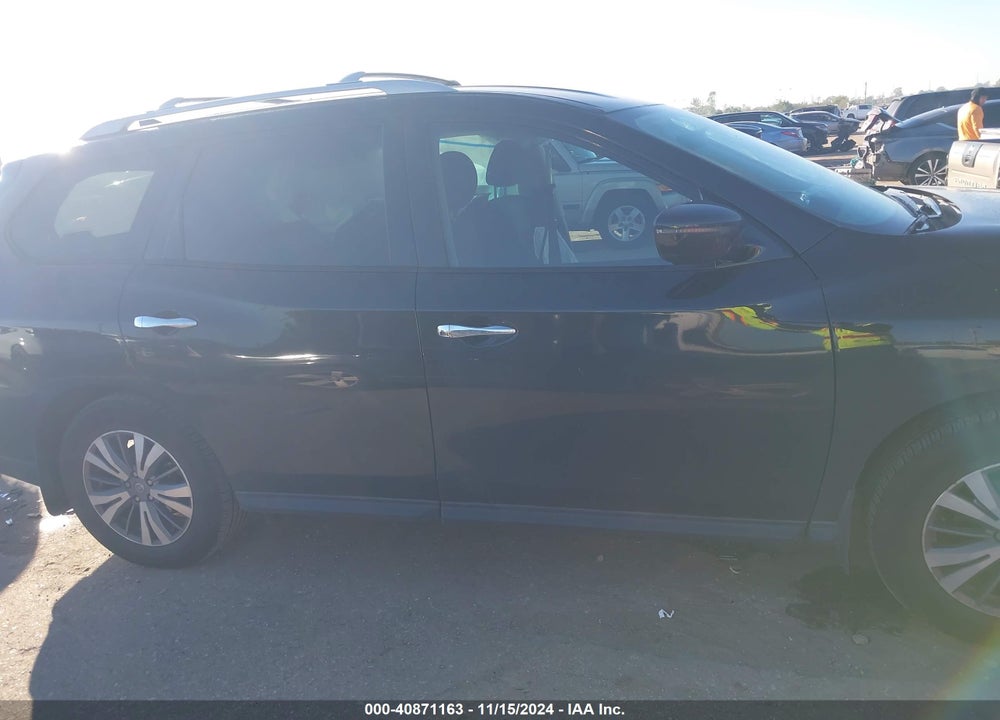 2020 NISSAN PATHFINDER S 2WD VIN: 5N1DR2AN9LC642857