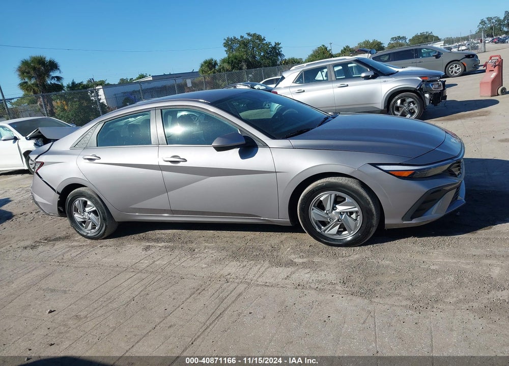 2024 HYUNDAI ELANTRA SE VIN: KMHLL4DG5RU666338
