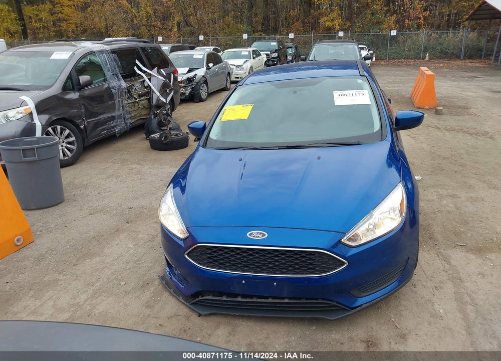 2018 FORD FOCUS SE VIN: 1FADP3F27JL327332