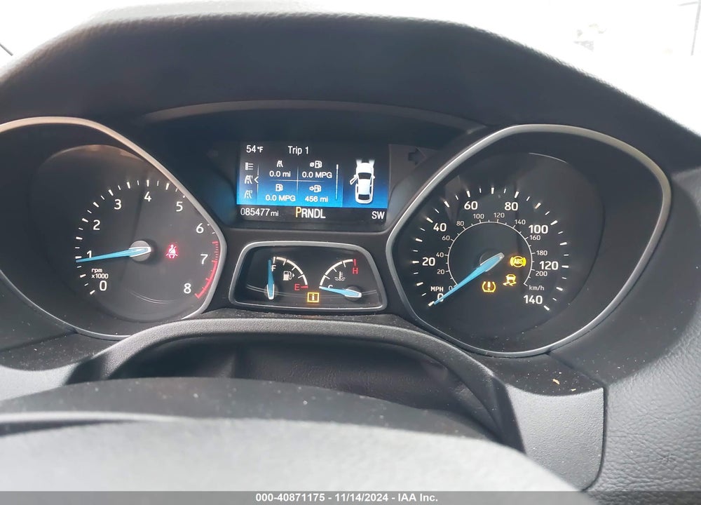 2018 FORD FOCUS SE VIN: 1FADP3F27JL327332