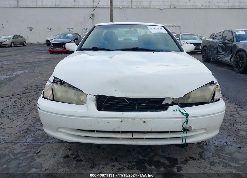 2001 TOYOTA CAMRY CE VIN: 4T1BG22K91U776888