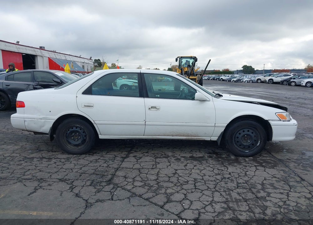 2001 TOYOTA CAMRY CE VIN: 4T1BG22K91U776888