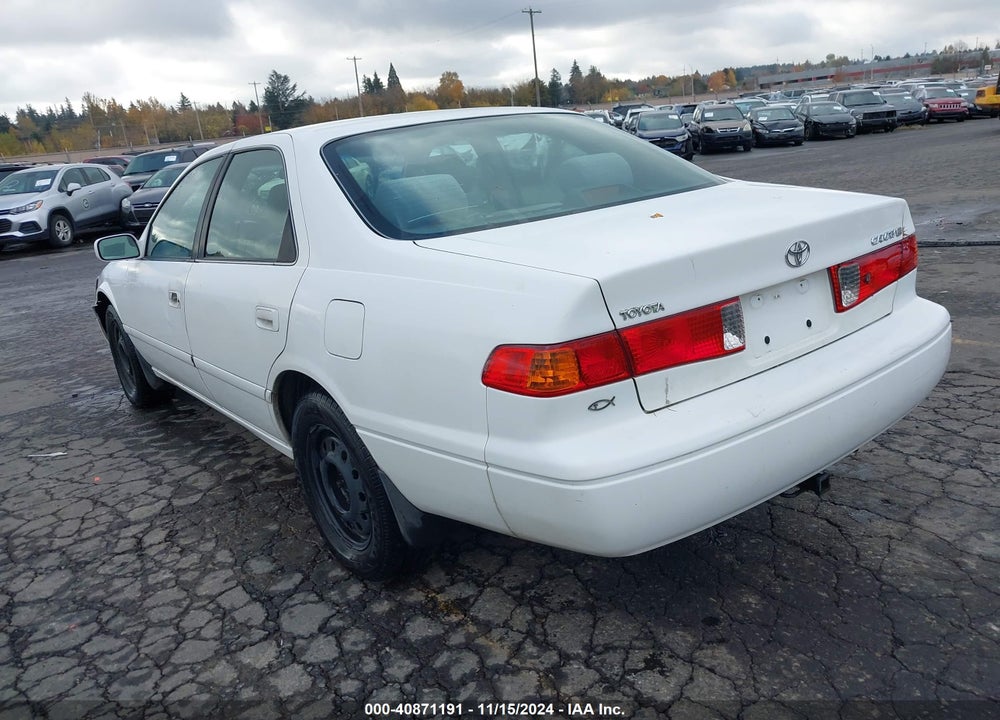 2001 TOYOTA CAMRY CE VIN: 4T1BG22K91U776888