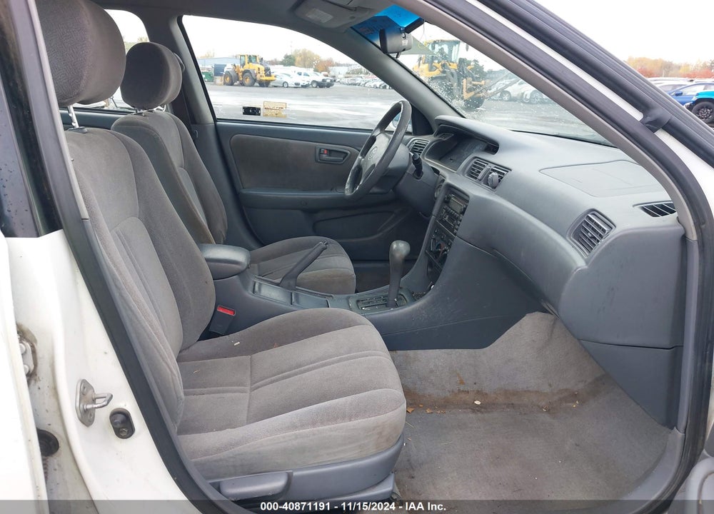 2001 TOYOTA CAMRY CE VIN: 4T1BG22K91U776888