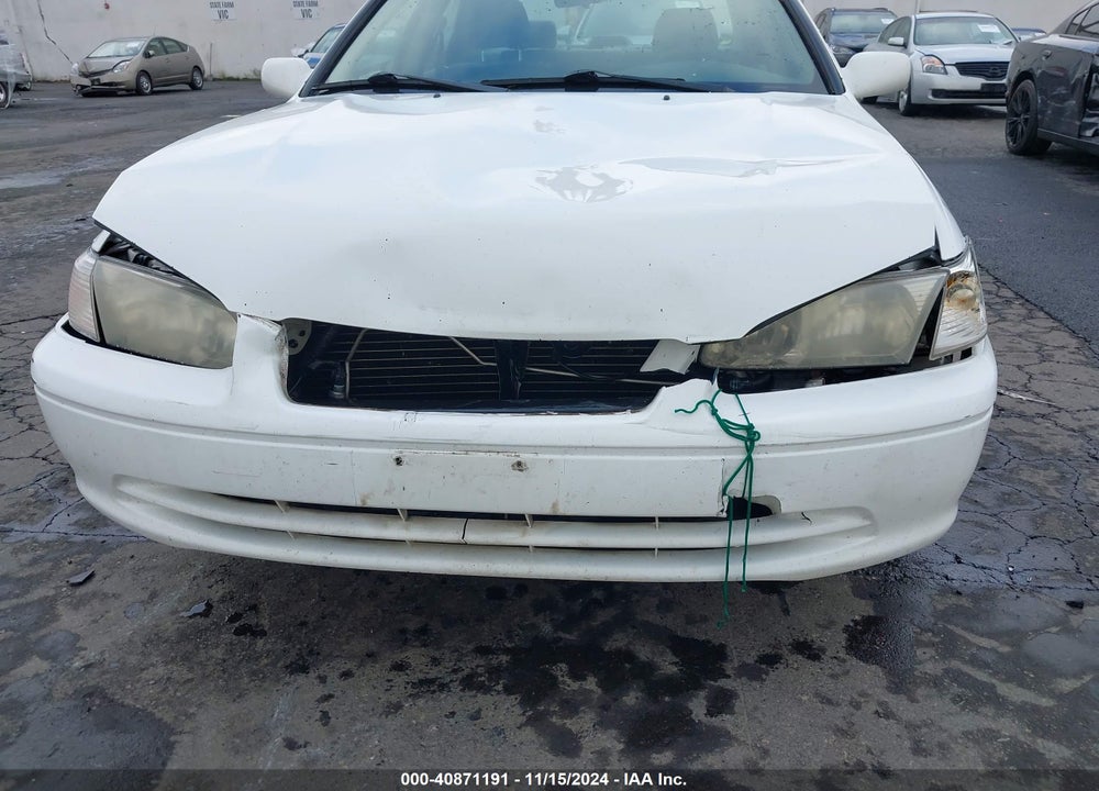 2001 TOYOTA CAMRY CE VIN: 4T1BG22K91U776888