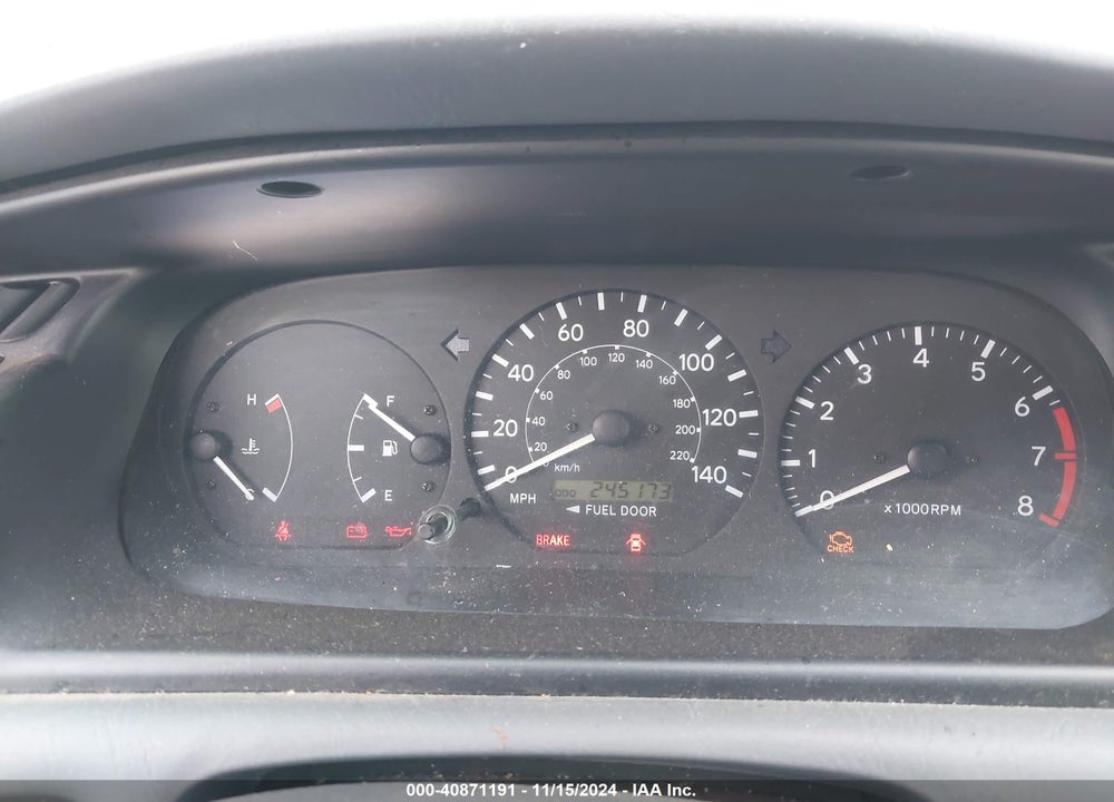 2001 TOYOTA CAMRY CE VIN: 4T1BG22K91U776888