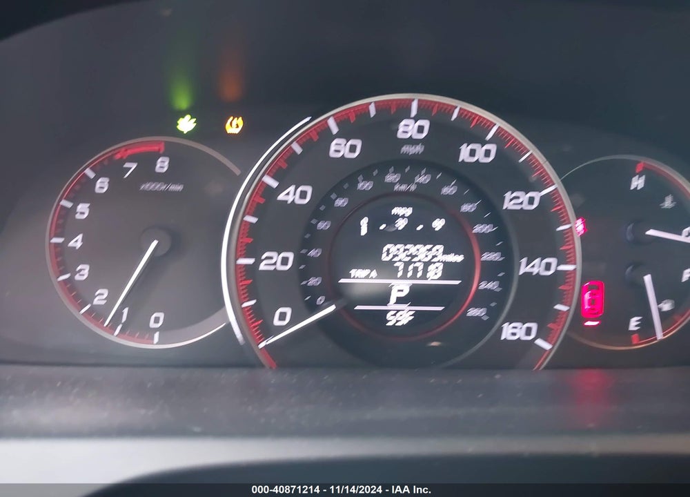 2014 HONDA ACCORD EX VIN: 1HGCT1B70EA013600