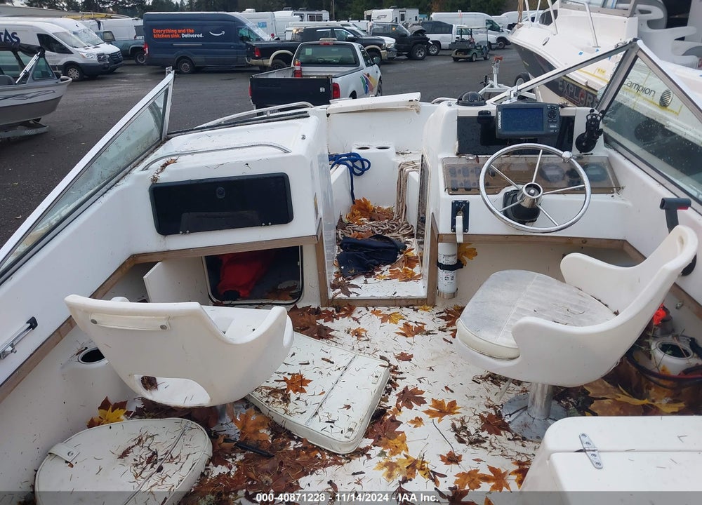 1994 GRADY WHITE OTHER VIN: NTLBC335J394