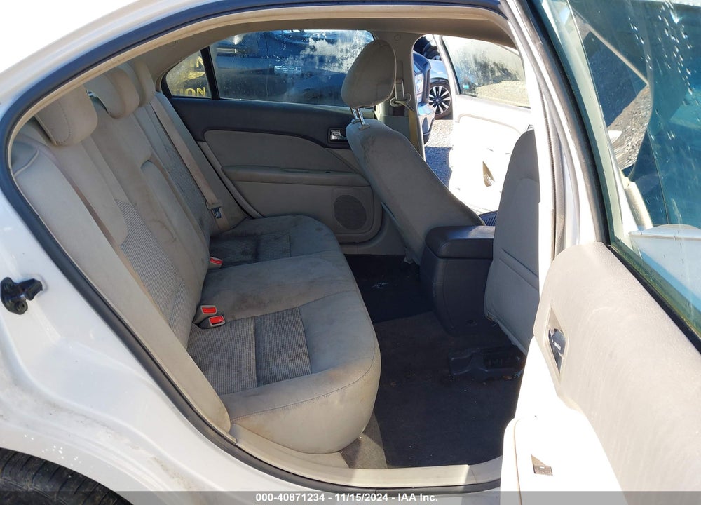 2010 FORD FUSION SE VIN: 3FAHP0HA5AR239756