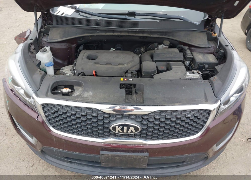 2018 KIA SORENTO 2.4L LX VIN: 5XYPG4A38JG407764