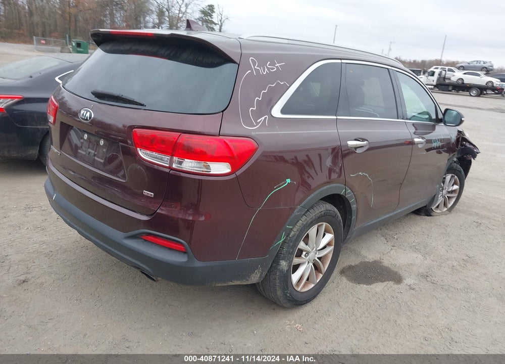 2018 KIA SORENTO 2.4L LX VIN: 5XYPG4A38JG407764