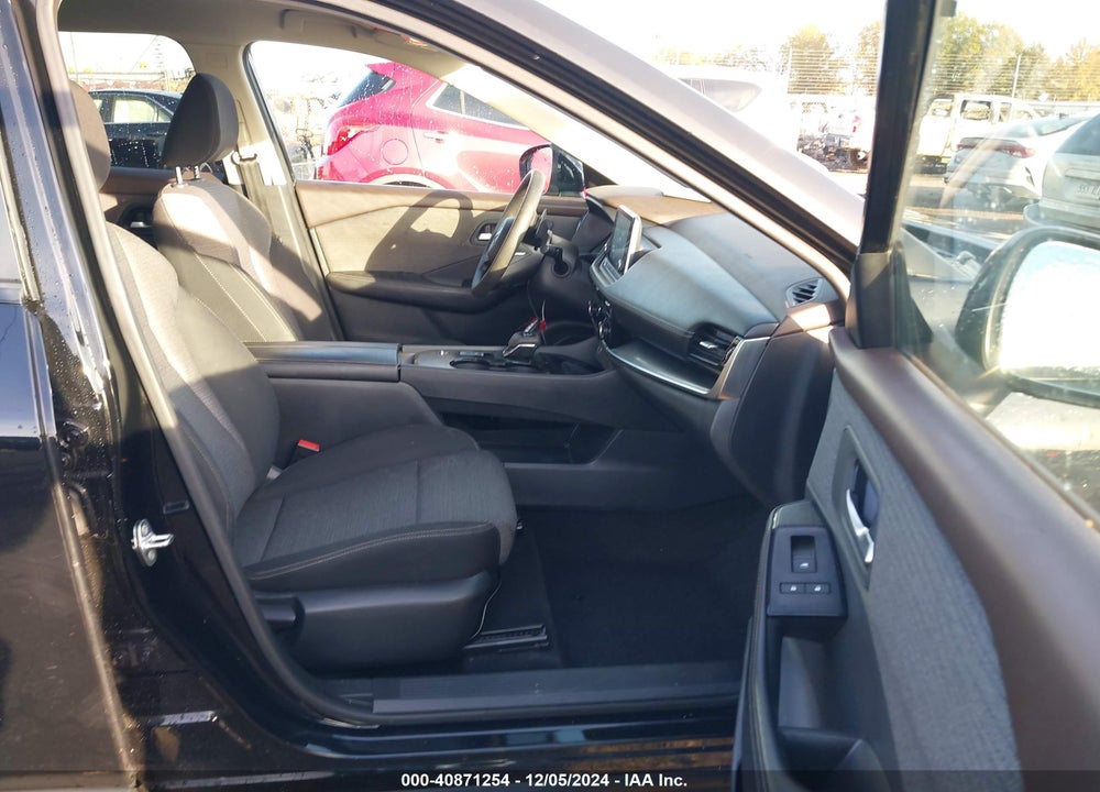 2022 NISSAN ROGUE SV FWD VIN: 5N1BT3BAXNC678179