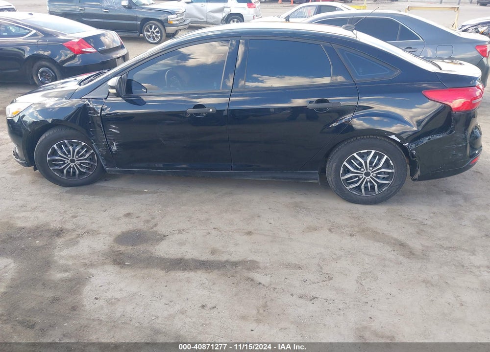 2016 FORD FOCUS S VIN: 1FADP3E23GL391443