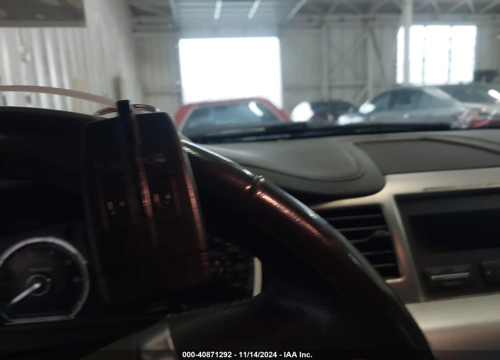 2009 LINCOLN MKS VIN: 1LNHM94R29G614164