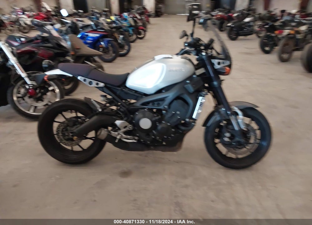 2016 YAMAHA XSR900 C/60TH ANNIVERSARY VIN: JYARN47Y8GA000033