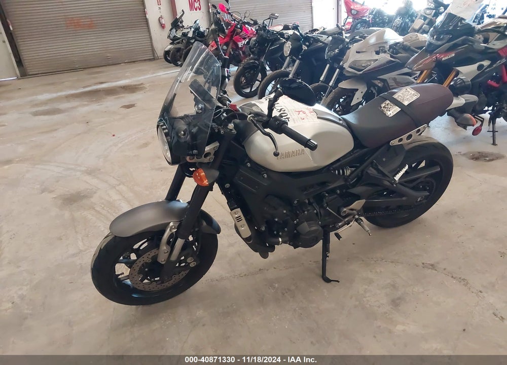 2016 YAMAHA XSR900 C/60TH ANNIVERSARY VIN: JYARN47Y8GA000033