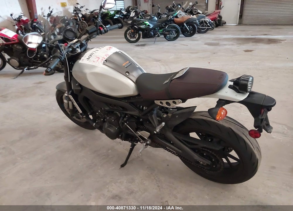 2016 YAMAHA XSR900 C/60TH ANNIVERSARY VIN: JYARN47Y8GA000033