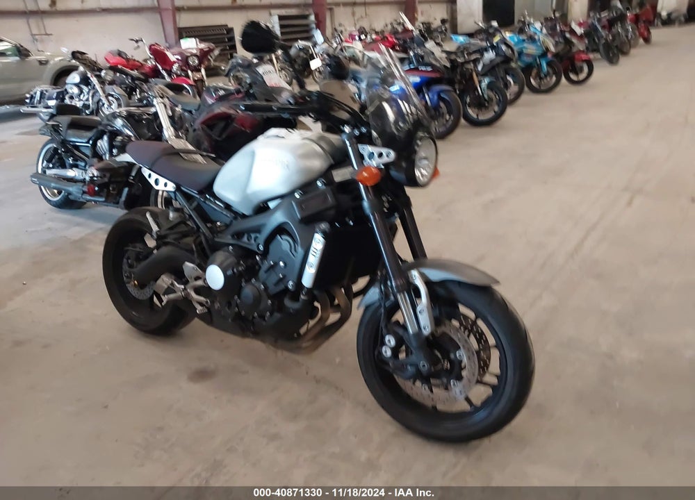2016 YAMAHA XSR900 C/60TH ANNIVERSARY VIN: JYARN47Y8GA000033