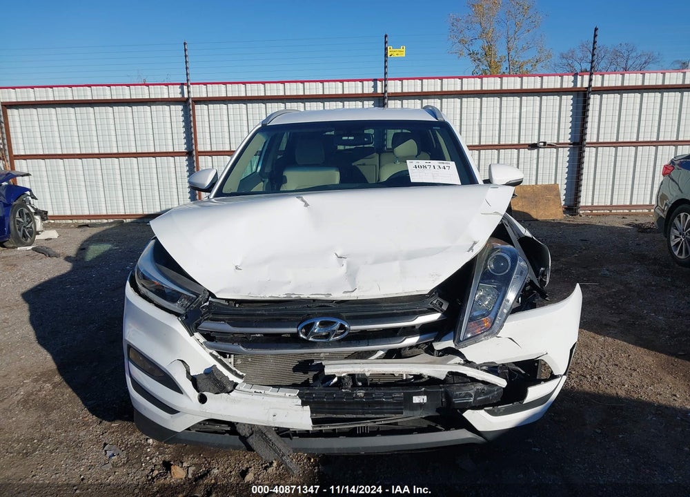 2017 HYUNDAI TUCSON SE PLUS VIN: KM8J3CA40HU456871