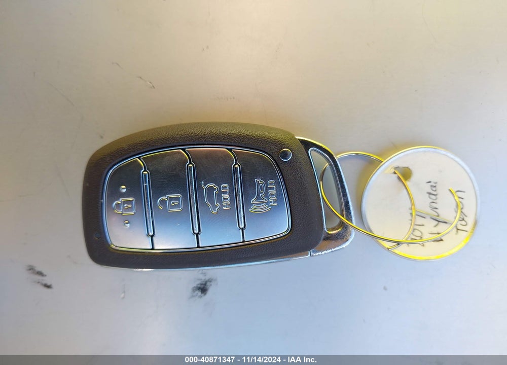 2017 HYUNDAI TUCSON SE PLUS VIN: KM8J3CA40HU456871