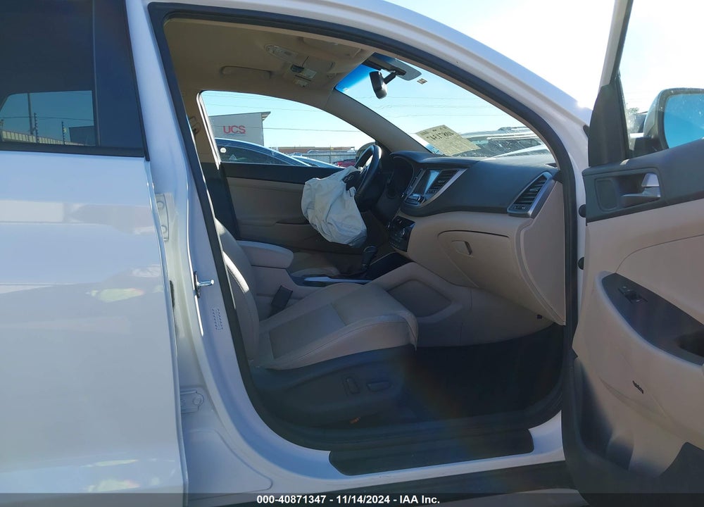 2017 HYUNDAI TUCSON SE PLUS VIN: KM8J3CA40HU456871
