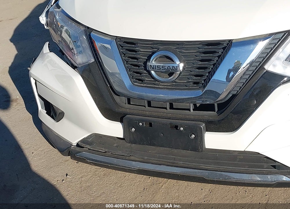 2017 NISSAN ROGUE SL VIN: JN8AT2MT6HW147464