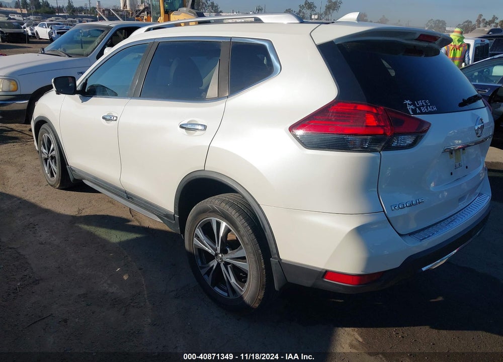 2017 NISSAN ROGUE SL VIN: JN8AT2MT6HW147464
