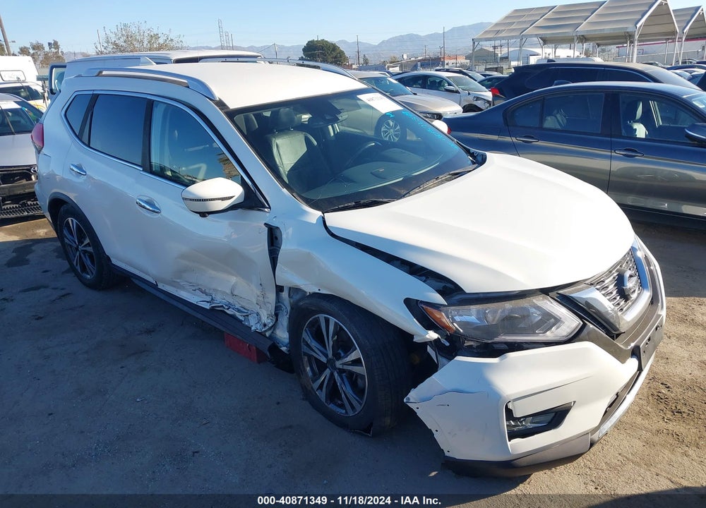 2017 NISSAN ROGUE SL VIN: JN8AT2MT6HW147464
