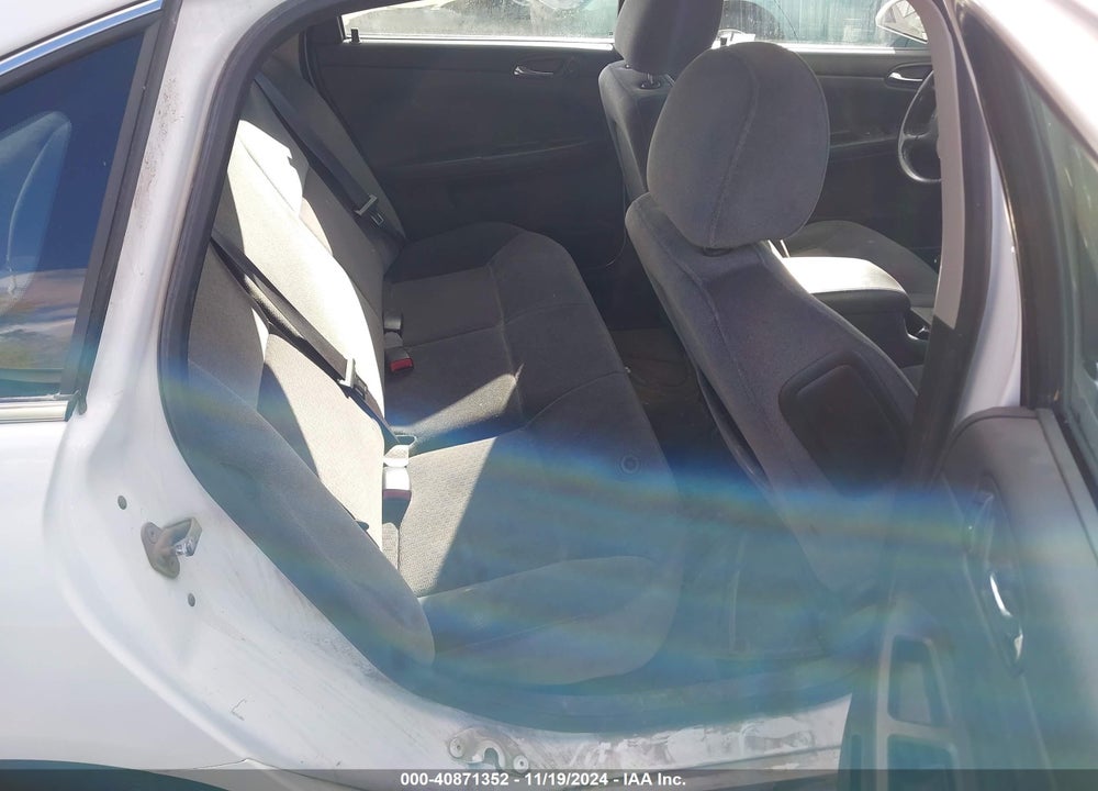 2010 CHEVROLET IMPALA LT VIN: 2G1WB5EK2A1169463