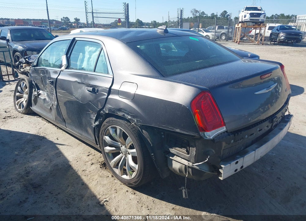 2018 CHRYSLER 300 TOURING L VIN: 2C3CCAAG2JH191377