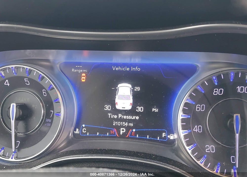 2018 CHRYSLER 300 TOURING L VIN: 2C3CCAAG2JH191377