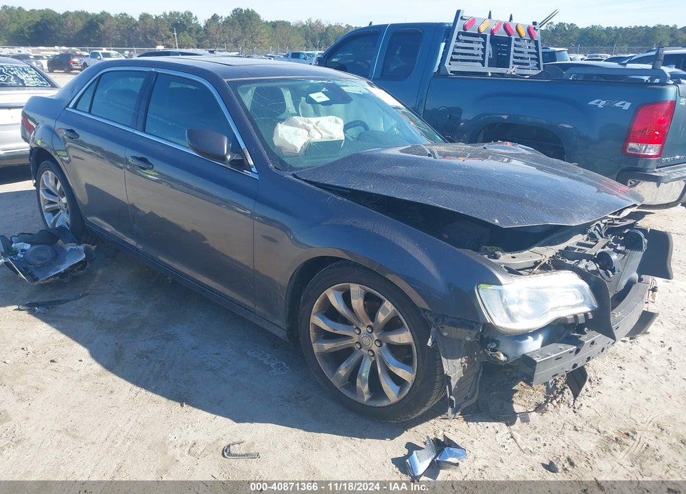 2018 CHRYSLER 300 TOURING L VIN: 2C3CCAAG2JH191377