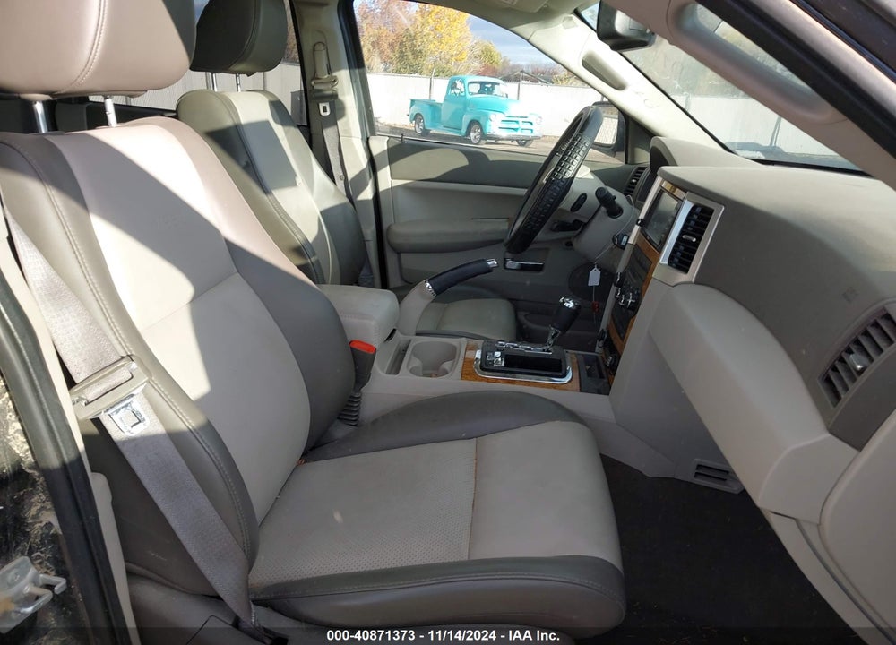 2008 JEEP GRAND CHEROKEE VIN: 1J8HR58N080216374