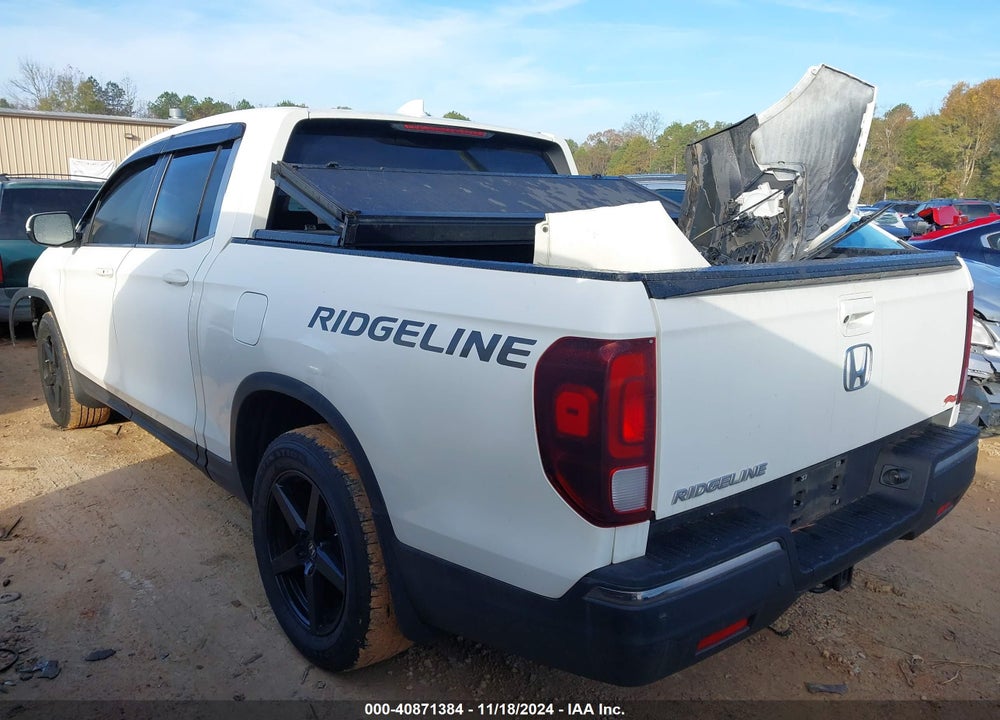 2017 HONDA RIDGELINE RTL-T VIN: 5FPYK2F65HB008765