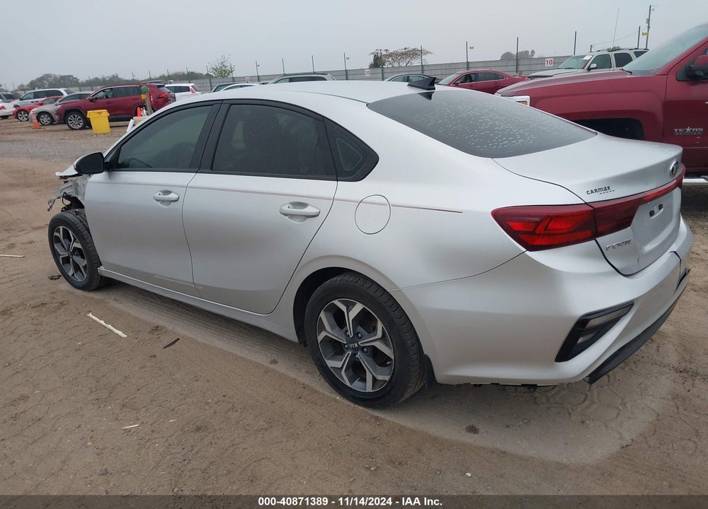 2019 KIA FORTE LXS VIN: 3KPF24AD5KE044826