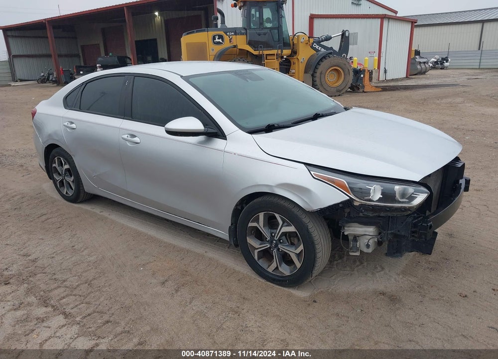 2019 KIA FORTE LXS VIN: 3KPF24AD5KE044826