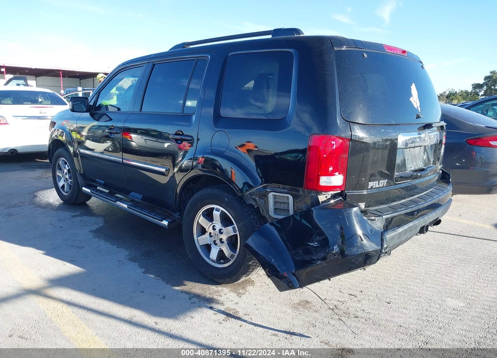 2010 HONDA PILOT TOURING VIN: 5FNYF3H92AB013518