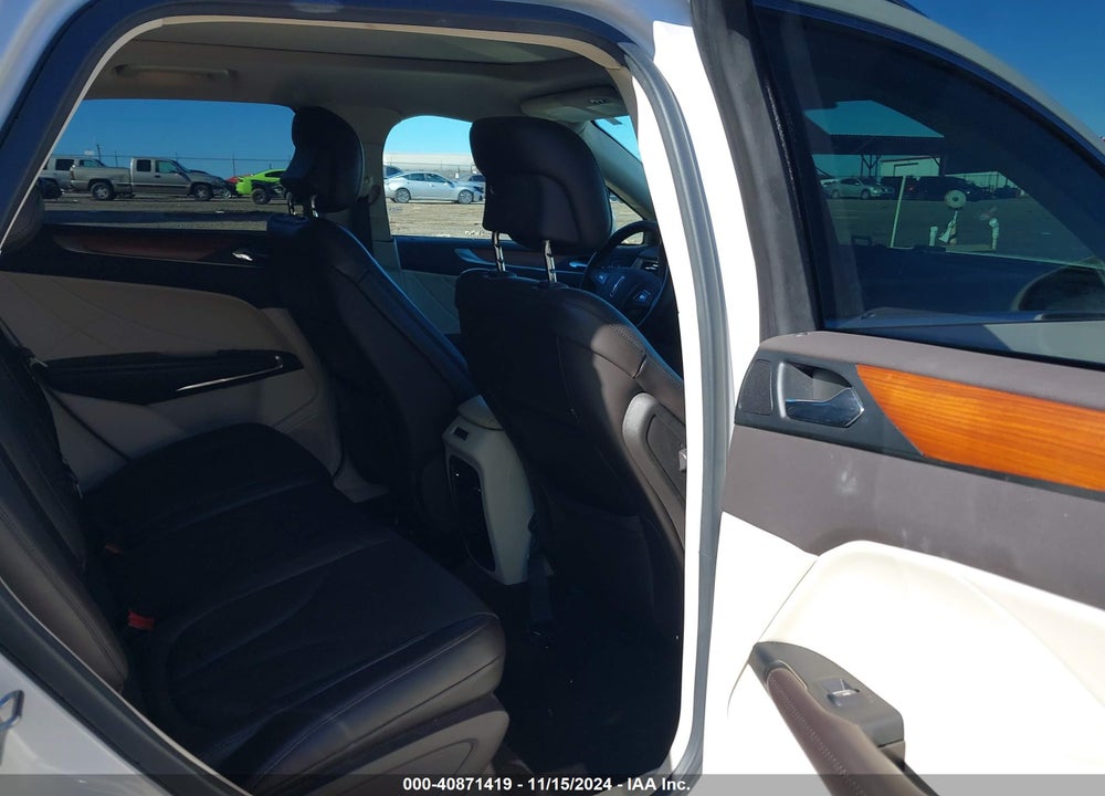 2016 LINCOLN MKC RESERVE VIN: 5LMCJ3D91GUJ28067