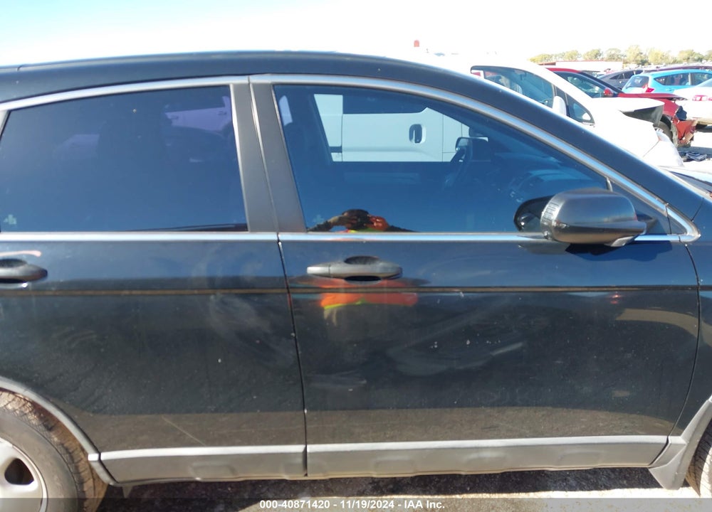 2010 HONDA CR-V LX VIN: 5J6RE3H3XAL001157