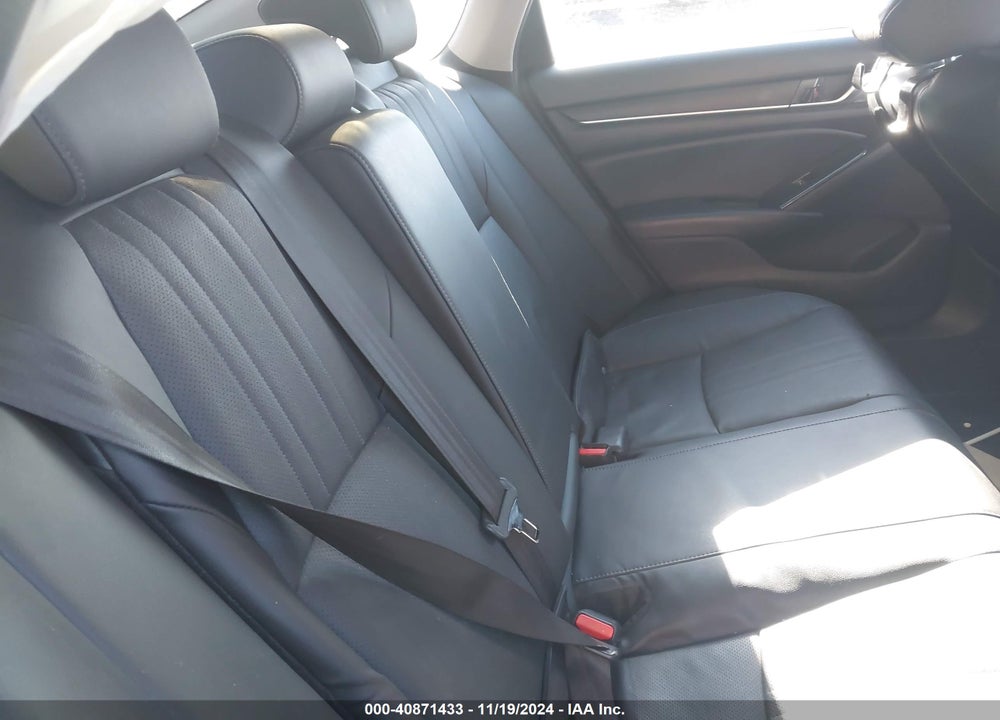 2018 HONDA ACCORD EX VIN: 1HGCV1F4XJA135644