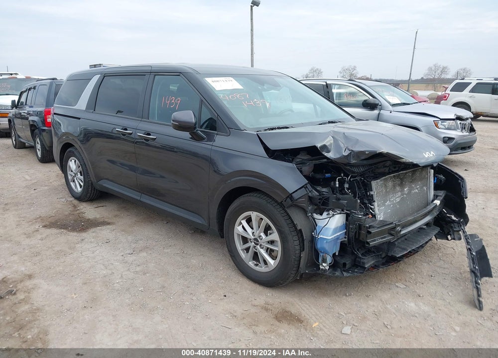 2023 KIA CARNIVAL MPV LX SEAT PACKAGE VIN: KNDNB4H33P6227714