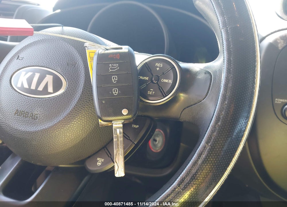 2015 KIA SOUL VIN: KNDJN2A27F7800490
