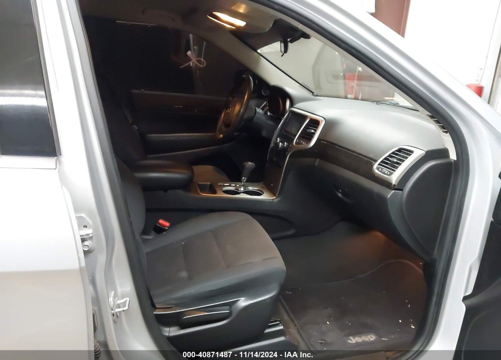 2013 JEEP GRAND CHEROKEE LAREDO VIN: 1C4RJFAG8DC581951