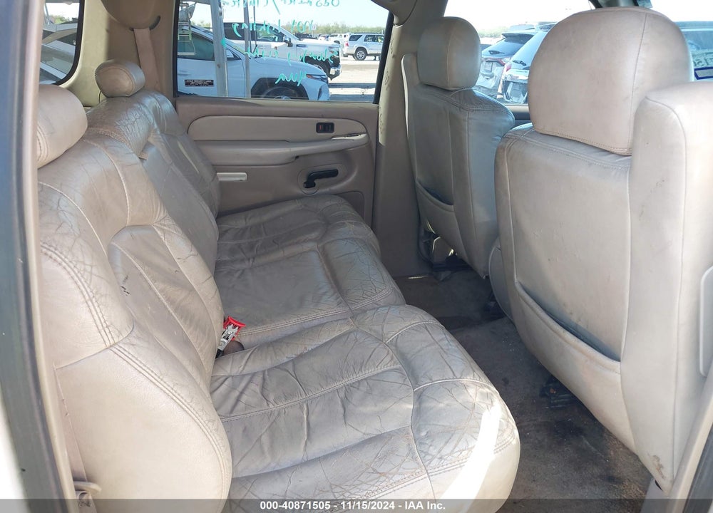 2001 CHEVROLET SUBURBAN 1500 LS VIN: 3GNEC16T61G279303
