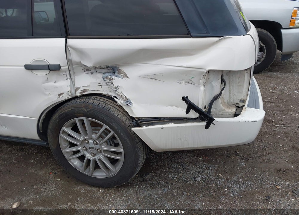 2010 LAND ROVER RANGE ROVER HSE VIN: SALME1D44AA311599