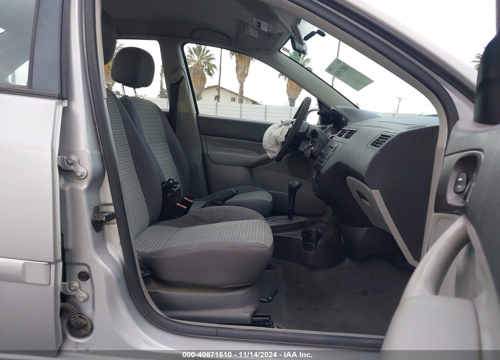 2007 FORD FOCUS S/SE/SES VIN: 1FAHP34N77W342886
