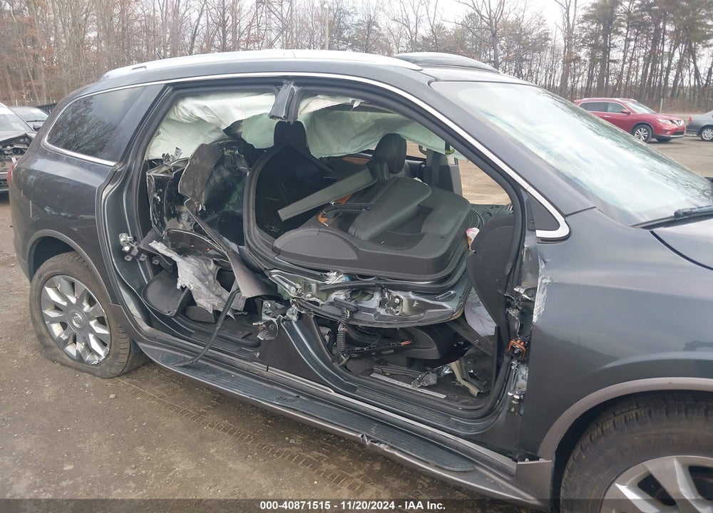 2012 BUICK ENCLAVE LEATHER VIN: 5GAKVCED7CJ388352